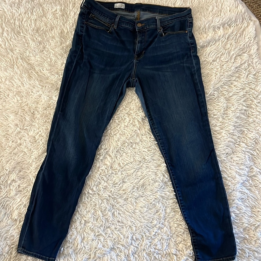 GAP skinny jeans dark/medium wash
